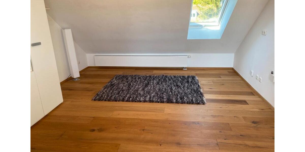 Dachgeschoßwohnung Würzburg Frauenland - 1 Zimmer, 50 m&sup2;, 950&euro; | Angebot:26284502