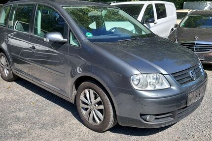 VW Touran 243.600 km 2.250 € Würzburg 97082