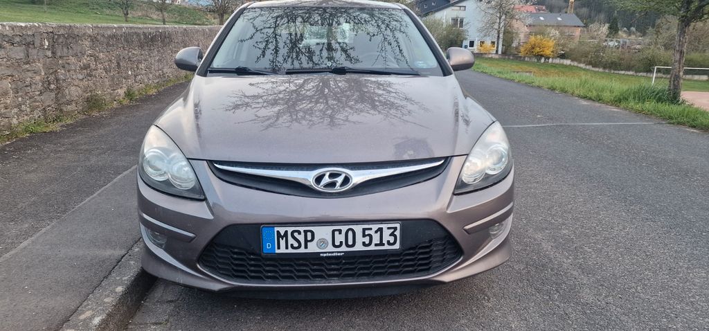 Hyundai i30 192.000 km 1.600 &euro; Thüngen 97289