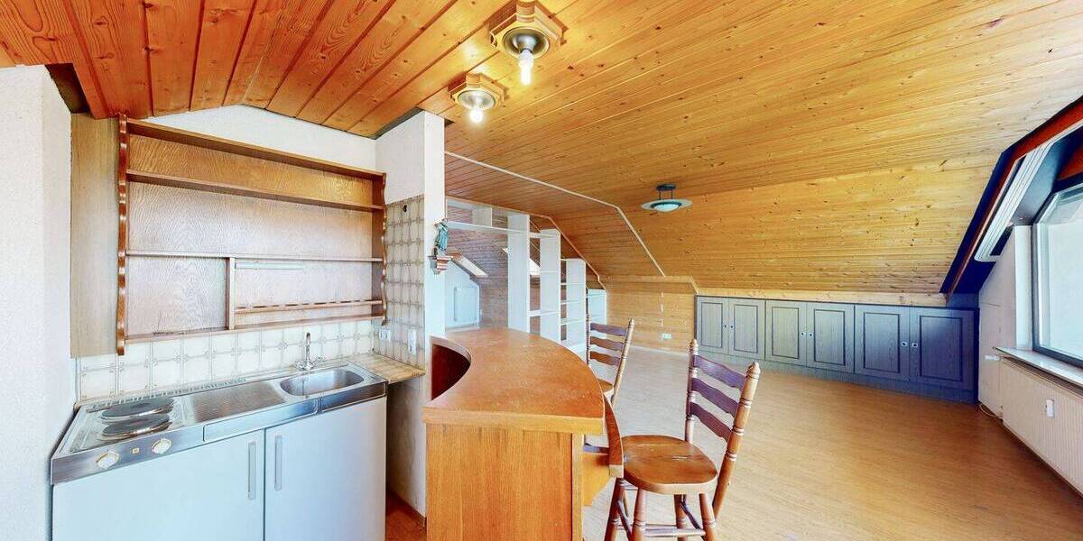 Mehrfamilienhaus, Wohnhaus Kirchheim Gaubüttelbrunn - 5 Zimmer, 184 m&sup2;, 360.000&euro; | Angebot:26767865