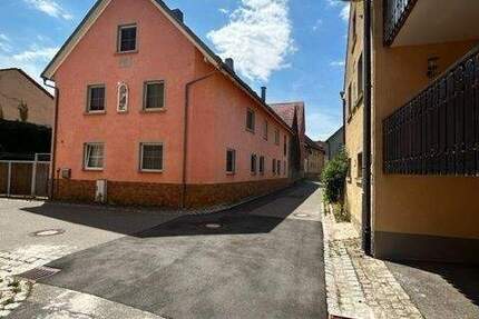 Haus Gaukönigshofen Eichelsee - 1 Zimmer, 300 m&sup2;, 329.000&euro; | Angebot:25706318