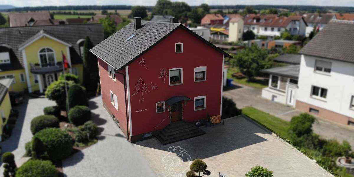 Einfamilienhaus Schwarzach am Main - 7 Zimmer, 182 m&sup2;, 387.000&euro; | Angebot:24922214