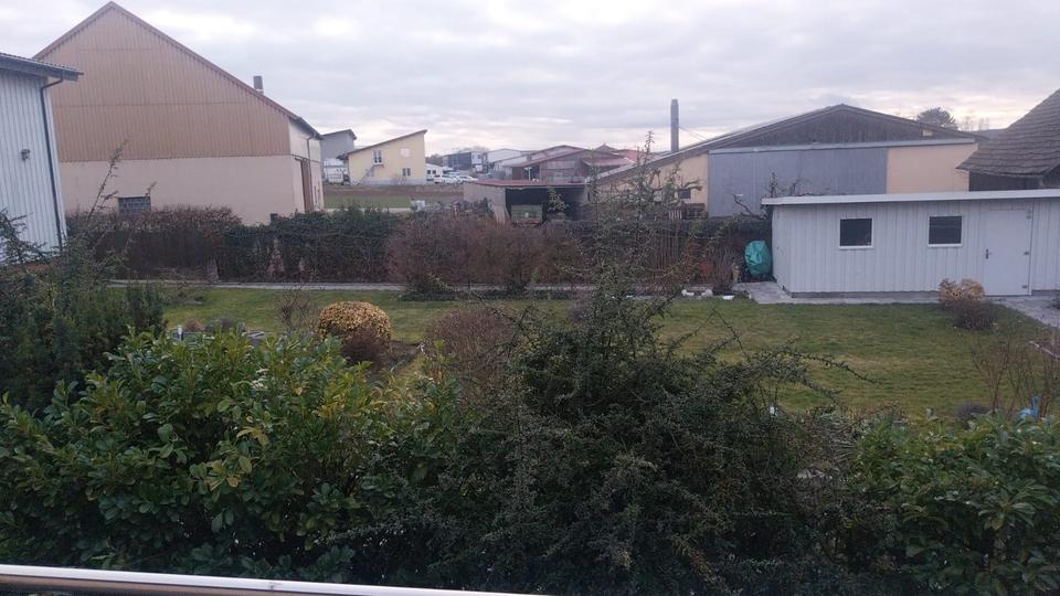 Reihenhaus Unterpleichfeld - 6 Zimmer, 140 m&sup2;, 1.250&euro; | Angebot:25258102