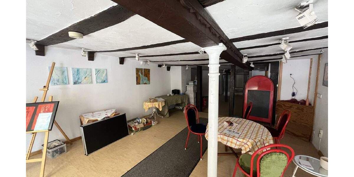 Mehrfamilienhaus, Wohnhaus Tauberbischofsheim - 8 Zimmer, 300 m&sup2;, 192.500&euro; | Angebot:25706844