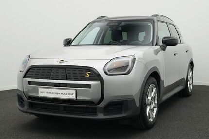Mini Countryman SE (Cooper) 9.226 km 39.514 &euro; Würzburg 97076