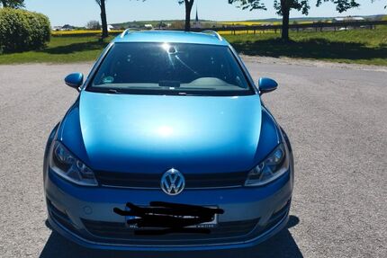 VW Golf 140.800 km 11.200 &euro; Lülsfeld 97511