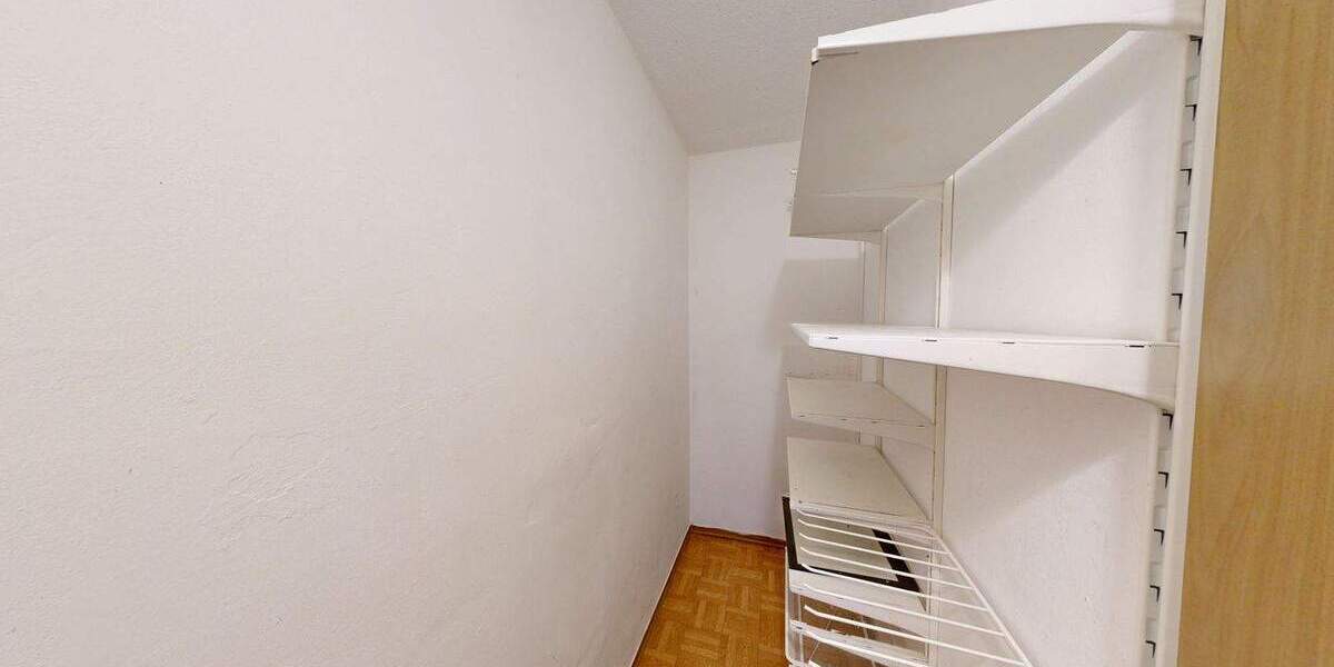 Etagenwohnung Veitshöchheim - 3 Zimmer, 80 m&sup2;, 265.000&euro; | Angebot:24909672