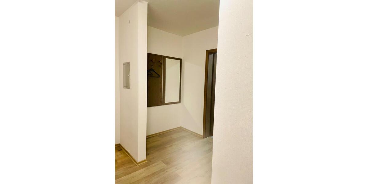 Etagenwohnung Eußenheim - 4 Zimmer, 100 m&sup2;, 1.300&euro; | Angebot:27596876