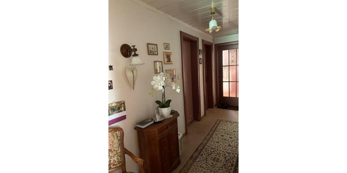 Einfamilienhaus Veitshöchheim - 6 Zimmer, 140 m&sup2;, 330.000&euro; | Angebot:26041054