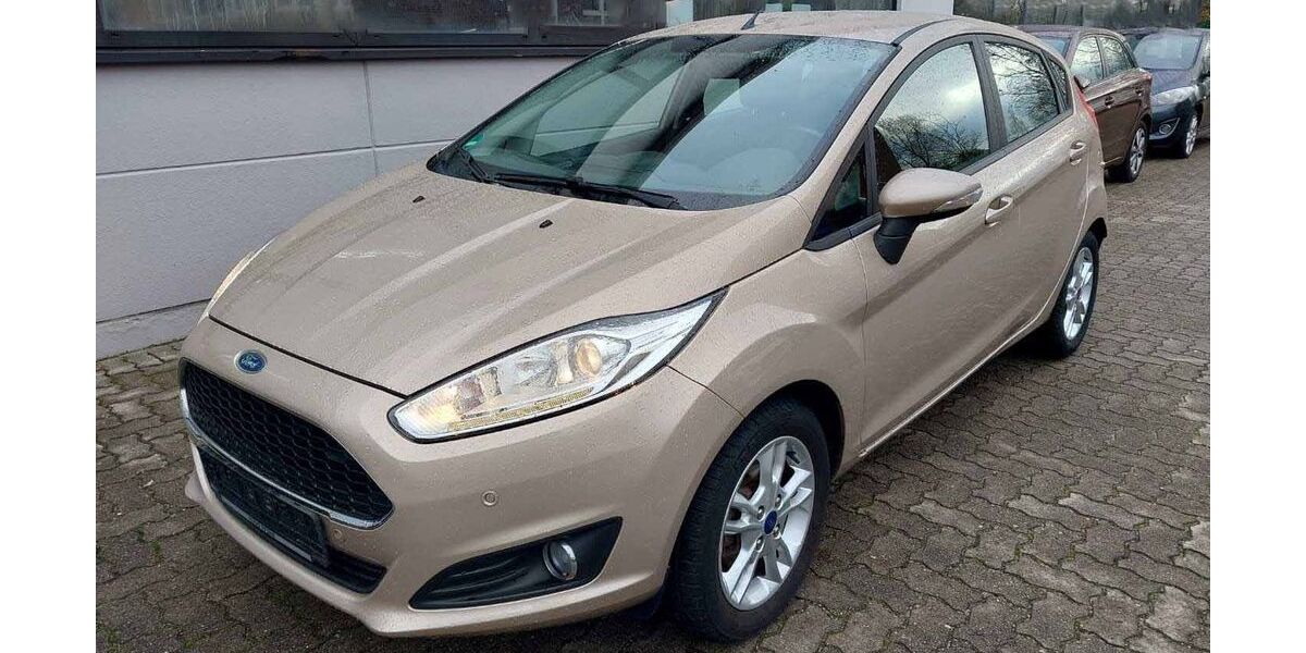 Ford Fiesta 37.500 km 9.180 € Kist 97270