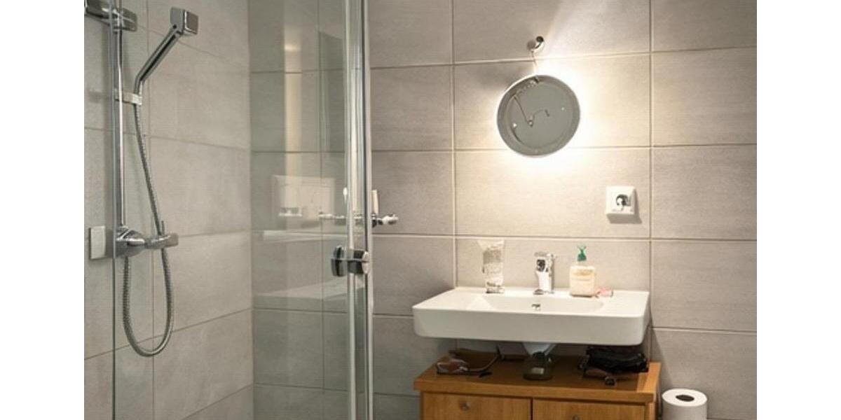 Für alle, die mehr erwarten: modernes wohnen mit hauseigenem Spa 2 zimmer