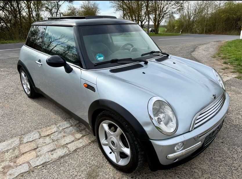 Mini Cooper 157.000 km 2.500 € Rottendorf 97228