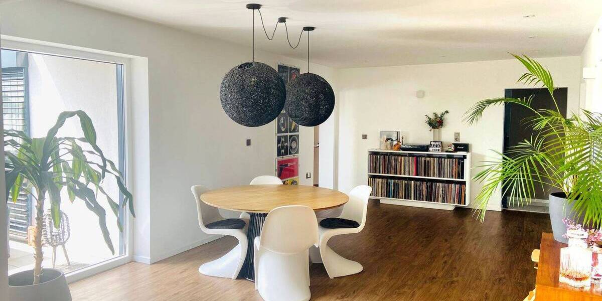 Mehrfamilienhaus, Wohnhaus Kitzingen - 5 Zimmer, 263 m&sup2;, 730.000&euro; | Angebot:26545318