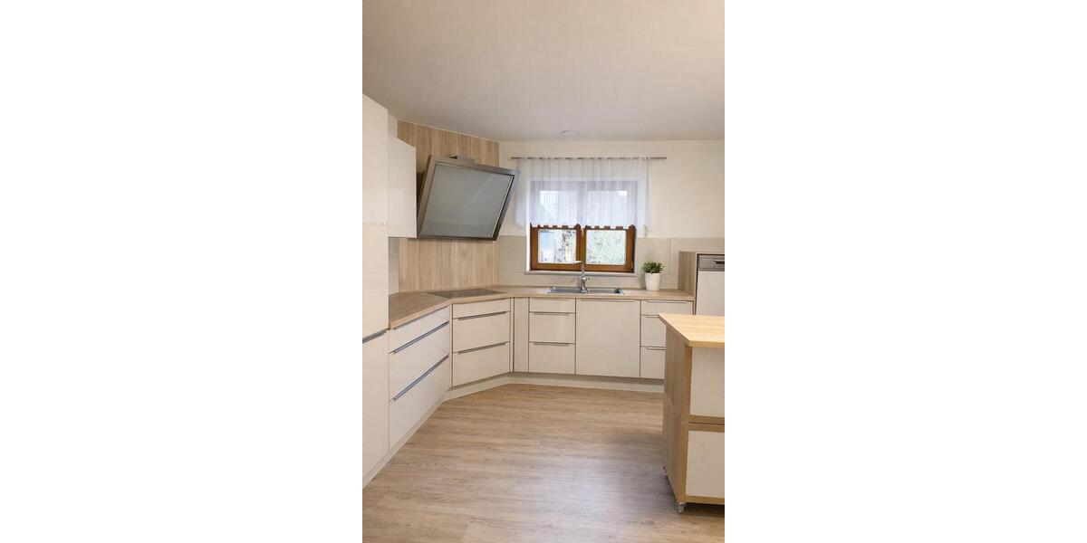 Doppelhaushälfte Uettingen - 8 Zimmer, 240 m&sup2;, 549.000&euro; | Angebot:26393860