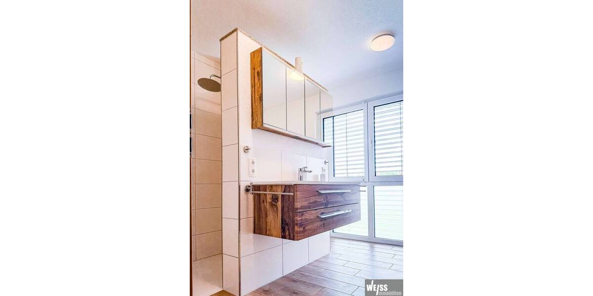 Etagenwohnung Urspringen - 2 Zimmer, 77 m&sup2;, 249.000&euro; | Angebot:26799114