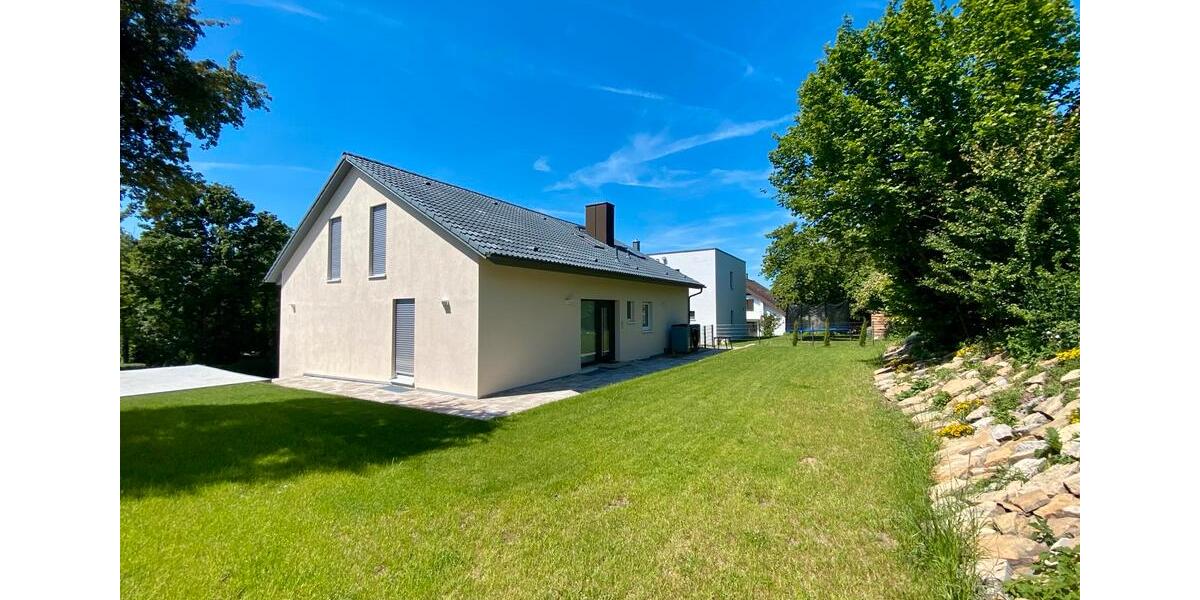 Etagenwohnung Marktbreit - 6 Zimmer, 190 m&sup2;, 2.100&euro; | Angebot:26678755