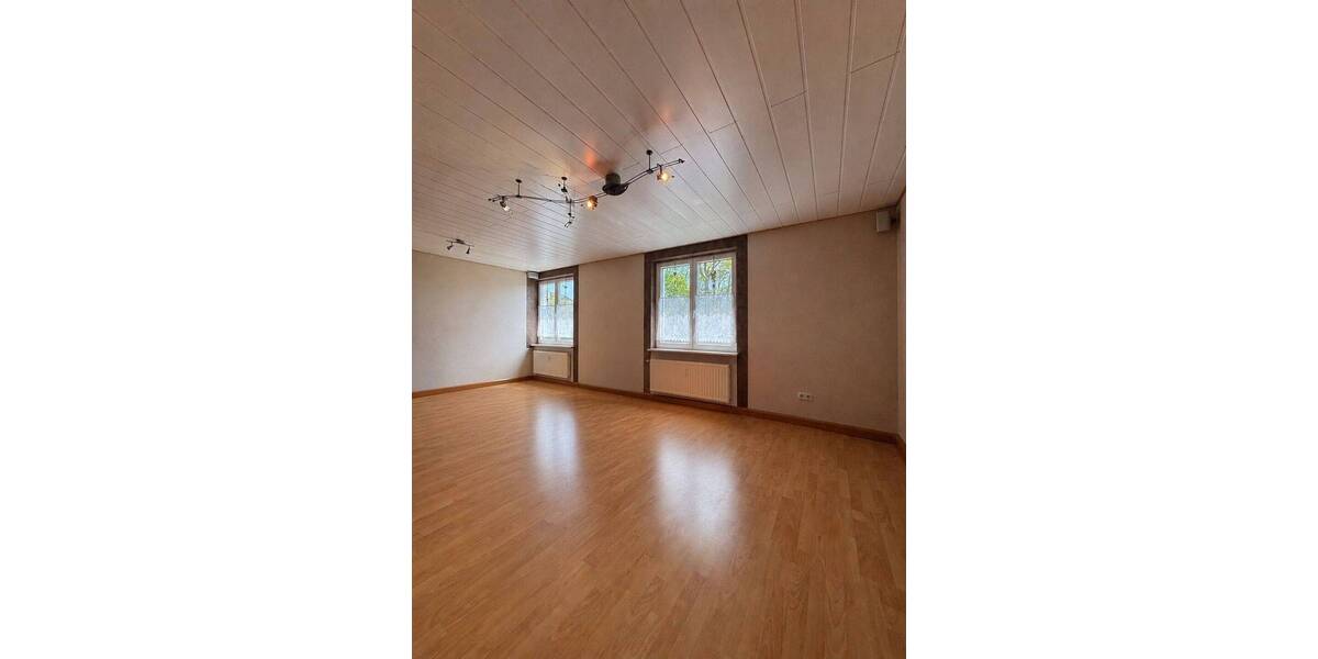Mehrfamilienhaus, Wohnhaus Karlstadt Gambach - 3 Zimmer, 120 m&sup2;, 270.000&euro; | Angebot:26740332