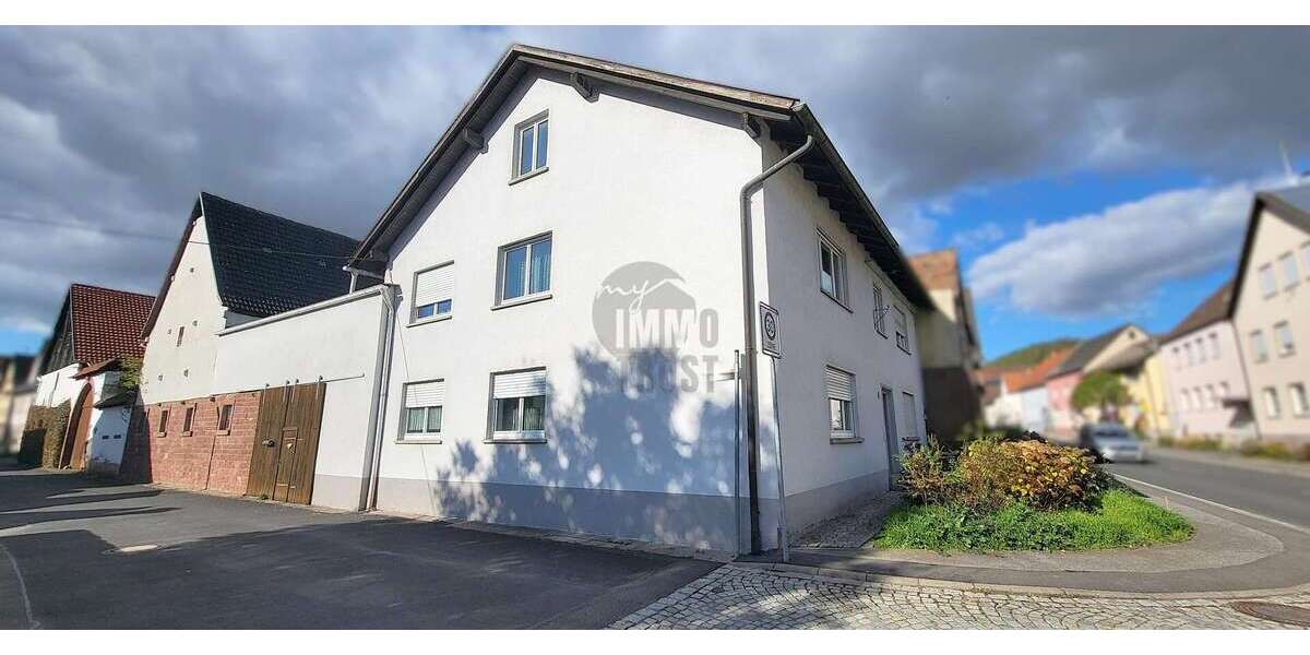 Einfamilienhaus Neubrunn / Böttigheim Böttigheim - 3 Zimmer, 202 m&sup2;, 375.000&euro; | Angebot:25825187