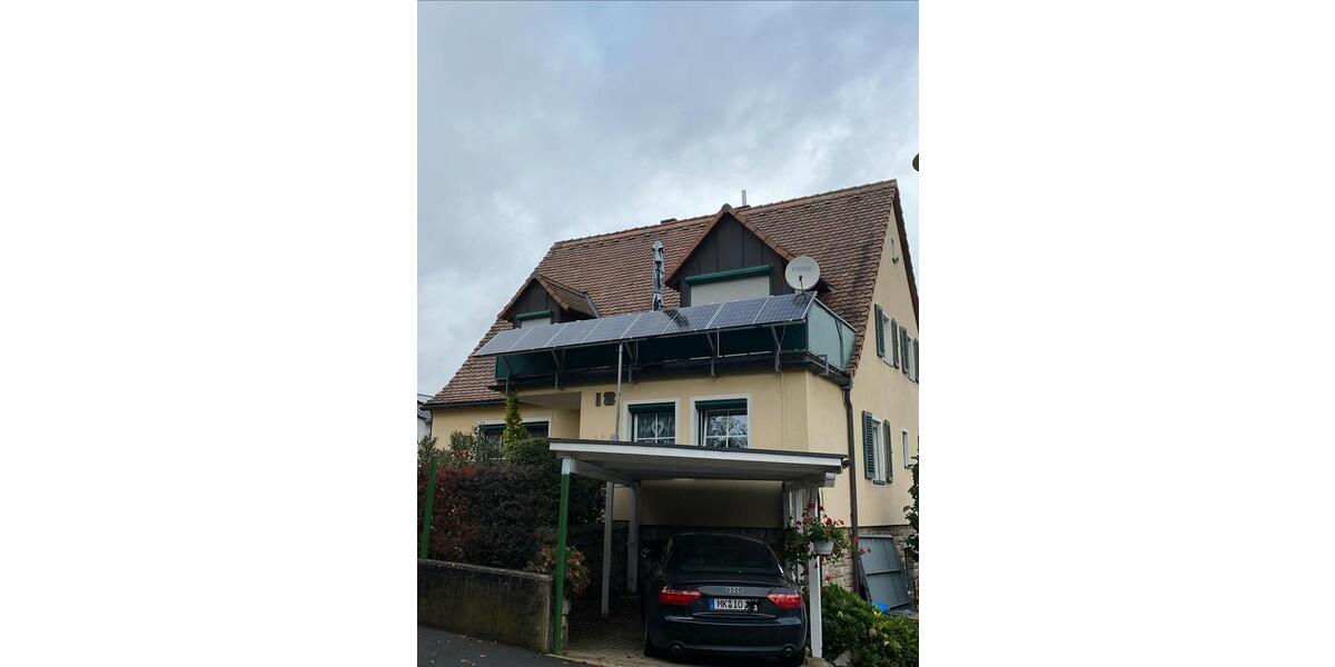 Dachgeschoßwohnung Kitzingen - 3 Zimmer, 62 m&sup2;, 950&euro; | Angebot:25292426