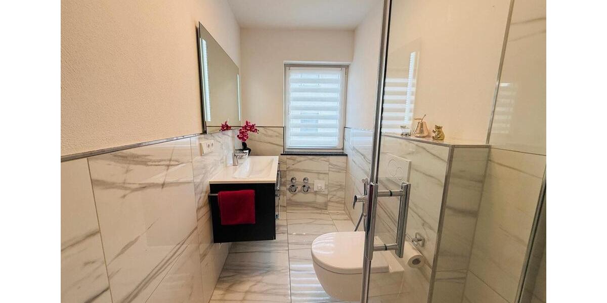 Mehrfamilienhaus von Privat mit Einliegerwohnung 7 zimmer