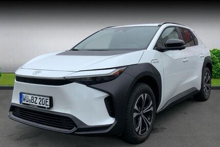 Toyota bZ4X 7.500 km 36.490 &euro; Würzburg 97076