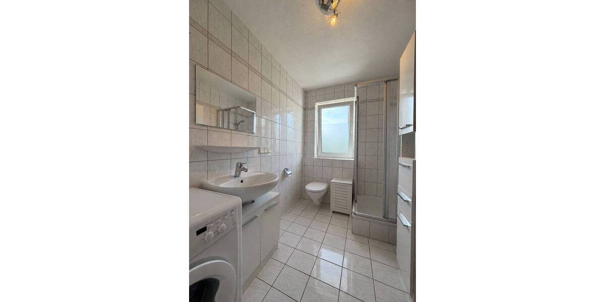 Etagenwohnung Würzburg Heidingsfeld - 2 Zimmer, 67 m&sup2;, 700&euro; | Angebot:26875058