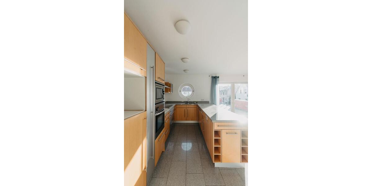Maisonettenwohnung Tauberbischofsheim - 7 Zimmer, 180 m&sup2;, 1.650&euro; | Angebot:26516847