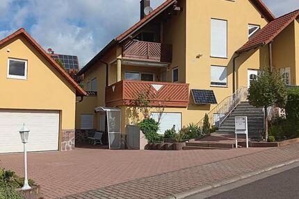 Haus Waigolshausen - 11 Zimmer, 258 m&sup2;, 790.000&euro; | Angebot:24109825