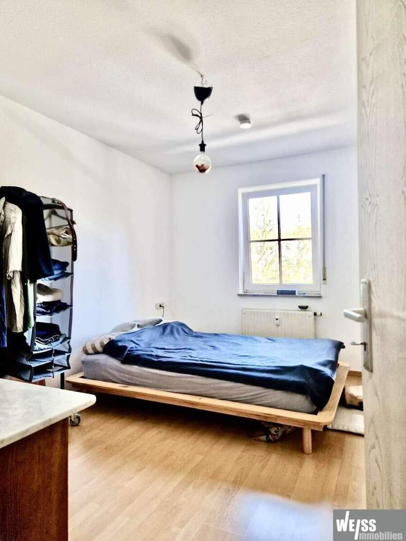 Zentrale 2 Zimmer-Wohnung mit Loggia und Tiefgaragen-Stellplatz 2 zimmer