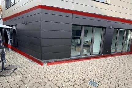 Helles Büro mit Terrasse in Estenfeld zimmer