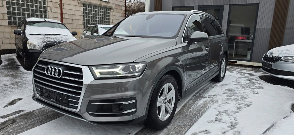 Audi Q7 199.900 km 24.990 € Würzburg 97076