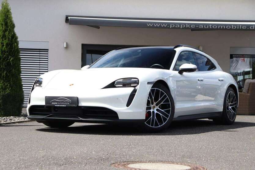 Porsche Taycan 36.500 km 69.895 € Werneck 97440