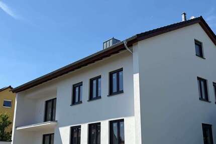 Wohnung Würzburg Heuchelhof - 4 Zimmer, 100 m&sup2;, 1.650&euro; | Angebot:25540200