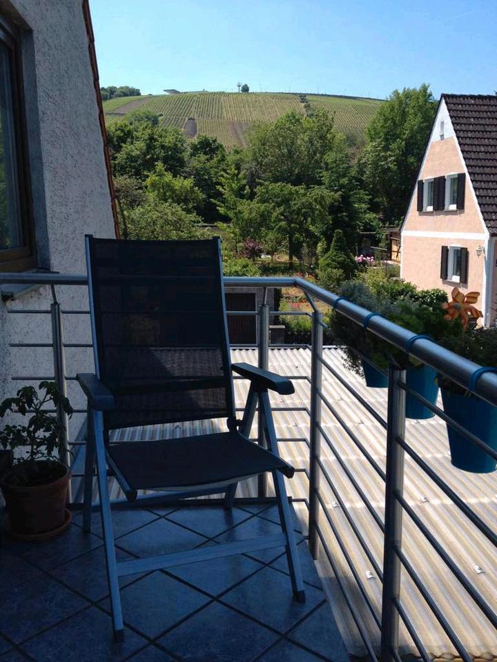 3 Zimmer Dachgeschoss-Wohnung mit Balkon zu vermieten
