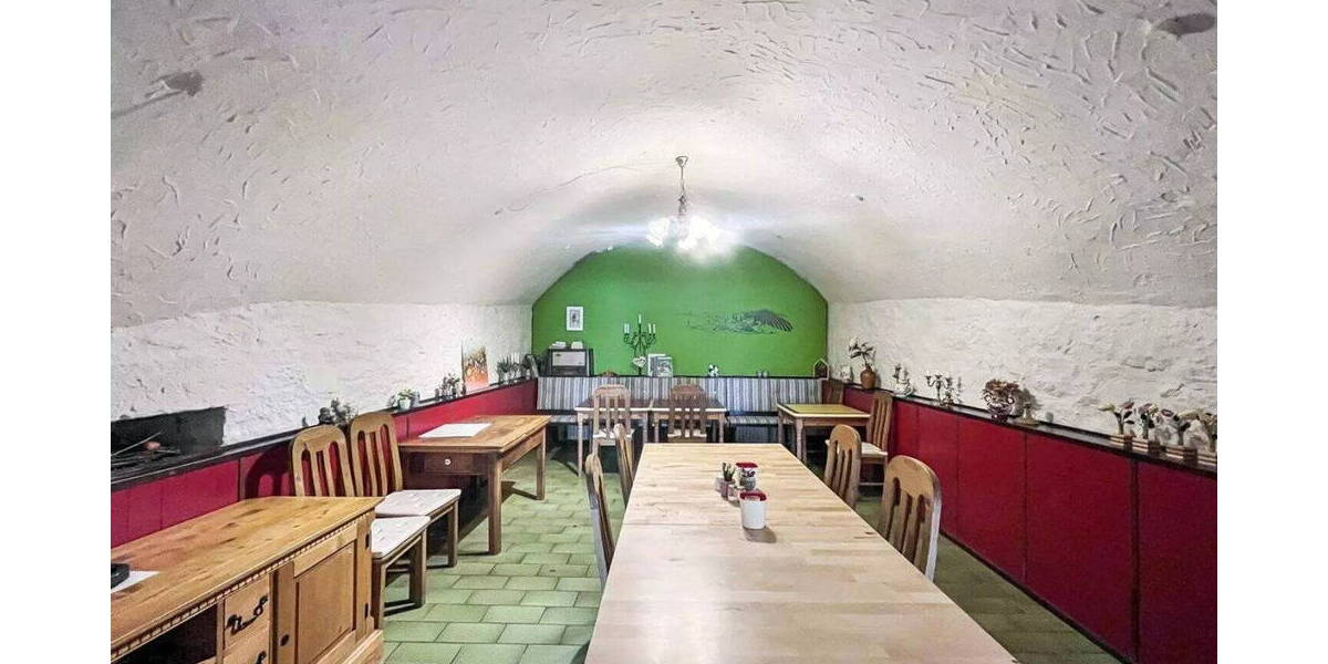 Gewerbeobjekt Randersacker - 7 Zimmer, 740.000&euro; | Angebot:26168820