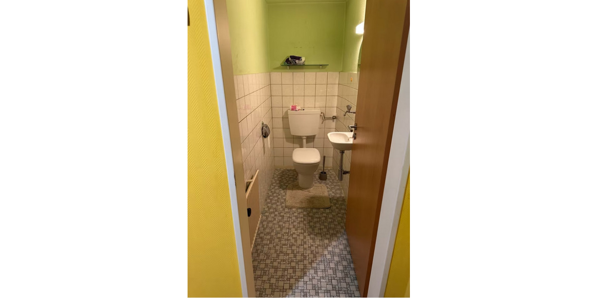 Bauernhaus, Landhaus Reichenberg Uengershausen - 9 Zimmer, 221 m&sup2;, 450.000&euro; | Angebot:25896741