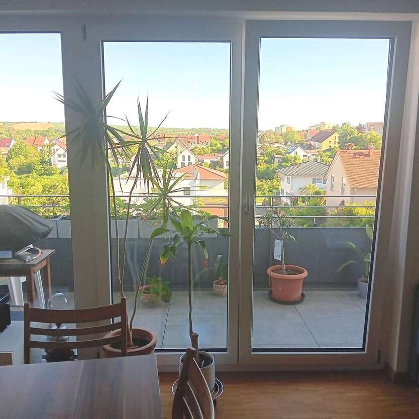 Wohnung zum Mieten in Gerbrunn 890 € 66 m²