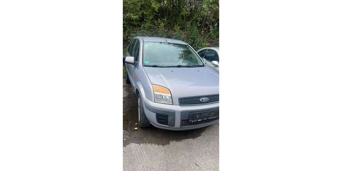 Ford Fusion 157.000 km 1.300 &euro; Gerbrunn 97218