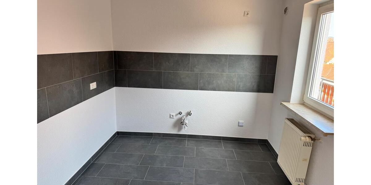 Etagenwohnung Röthlein - 3 Zimmer, 74 m&sup2;, 695&euro; | Angebot:25395590