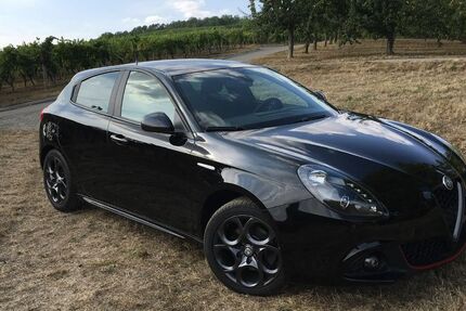 Alfa Romeo Giulietta 74.500 km 11.400 &euro; Würzburg 97070