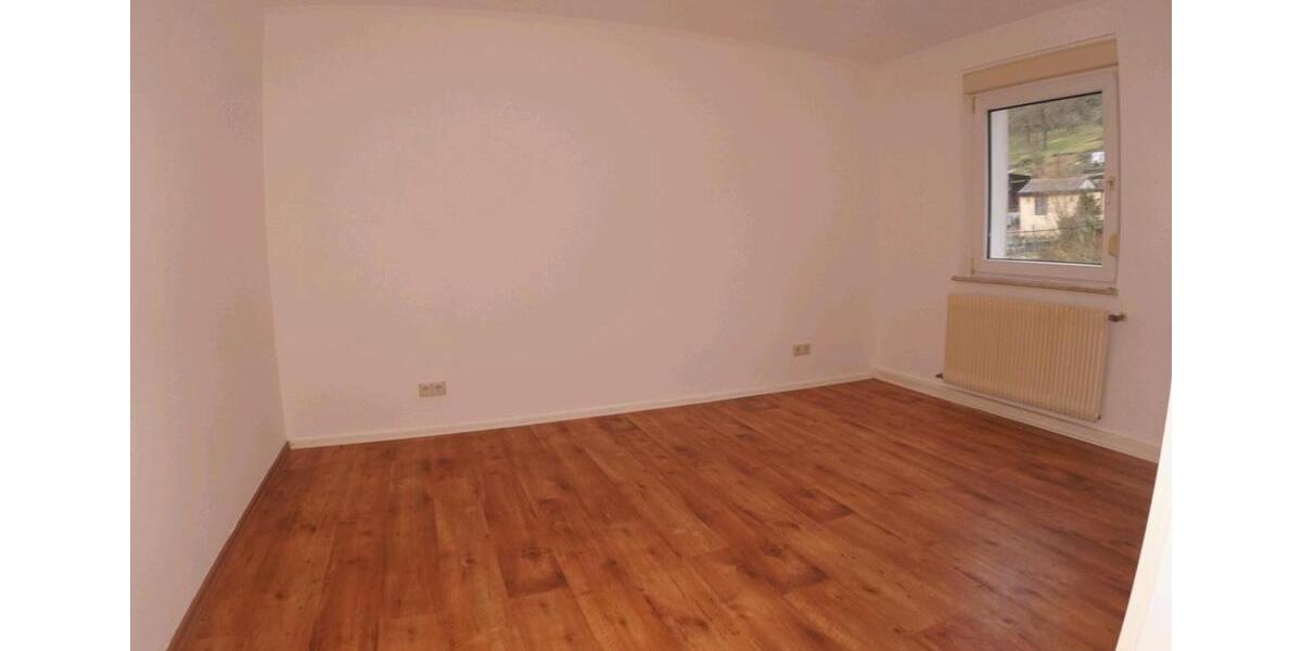 Etagenwohnung Ochsenfurt - 3 Zimmer, 68 m&sup2;, 510&euro; | Angebot:26193738