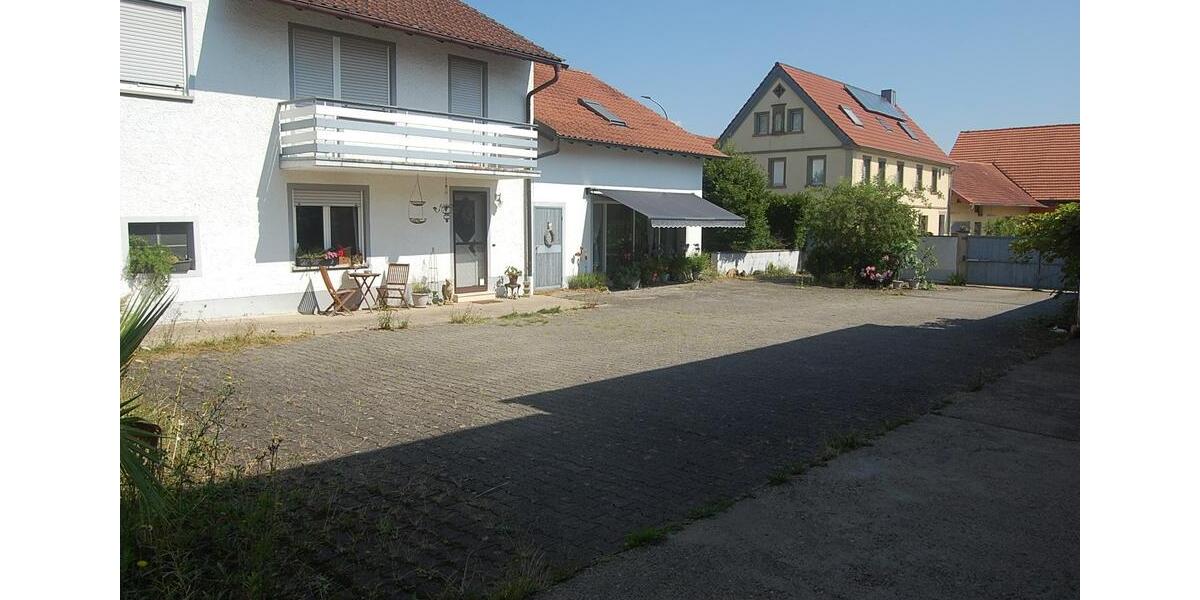 Einfamilienhaus Kolitzheim - 8 Zimmer, 260 m&sup2;, 749.000&euro; | Angebot:27162518