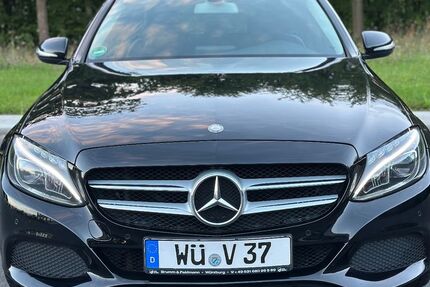 Mercedes-Benz 220 305.000 km 9.500 € Randersacker 97236