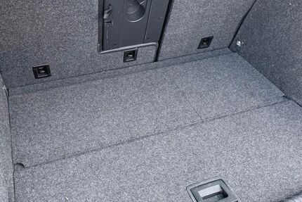 VW Tiguan 236.591 km 4.000 € Igersheim 97999