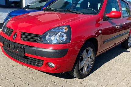 Renault Clio 72.000 km 1.999 &euro; Bergtheim 97241