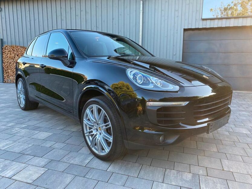 Porsche Cayenne 227.564 km 26.660 € Wertheim 97877