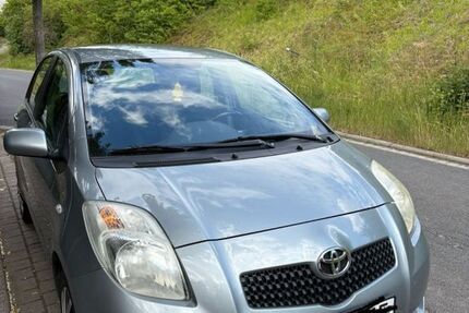 Toyota Yaris 208.100 km 1.100 &euro; Mainstockheim 97320