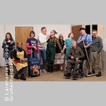 Ein Hof voller Narren - Eine Komödie in drei Akten von Winnie Abel