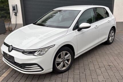 VW Golf 174.300 km 17.880 € Volkach 97332