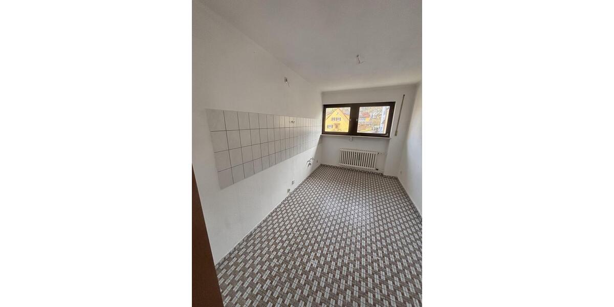 Maisonettenwohnung Randersacker - 4 Zimmer, 117 m&sup2;, 850&euro; | Angebot:25408924